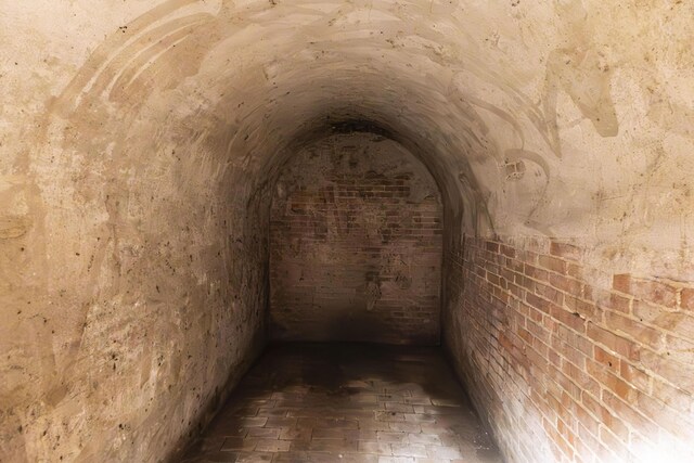 1001 Randolph St, Glasgow, MO 65254 - view of storage room