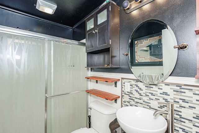 4741 E N Rte E, Columbia, MO 65202 - full bath with toilet and a shower
