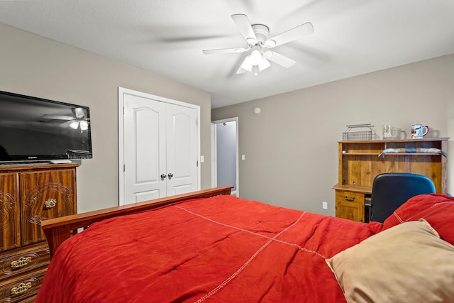 6610 Chrissula Ln, Columbia, MO 65203 - bedroom featuring ceiling fan and a closet
