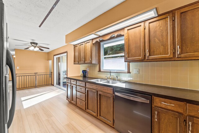 1404 E Lexington Cir, Columbia, MO 65203 - photo 12
