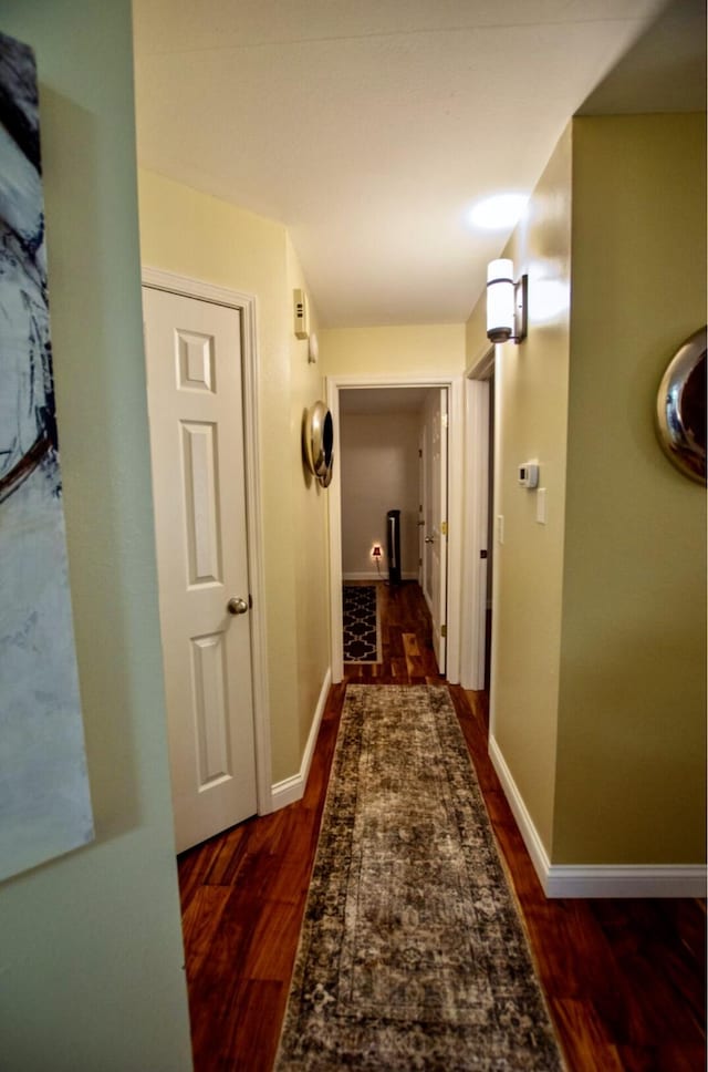 1902 Park Deville Pl, Columbia, MO 65203 - corridor featuring dark wood-style floors and baseboards