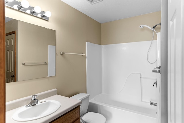 2208-2210 Shamrock Dr, Columbia, MO 65202 - full bath with vanity and shower / tub combination