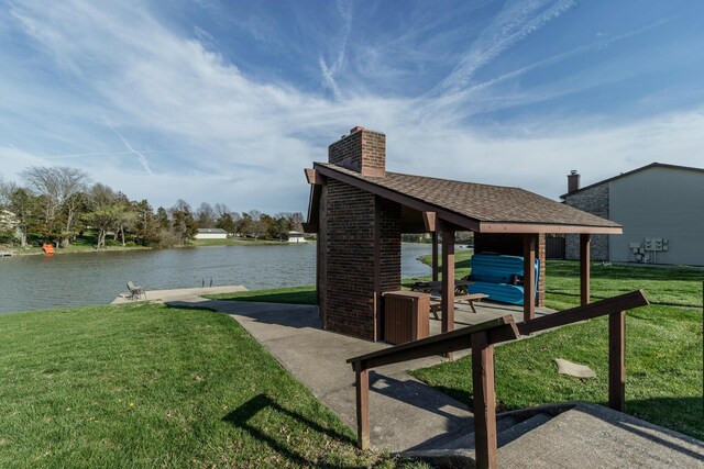 1999 N Waterfront Dr Unit H, Columbia, MO 65202 - view of green lawn with a water view