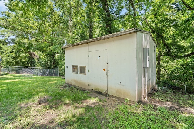 504 1st St, Boonville, MO 65233 - view of shed