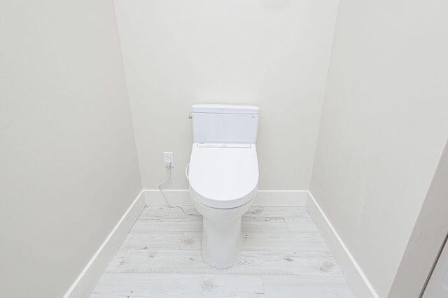 902 S Cedar Grove Blvd, Columbia, MO 65201 - bathroom with toilet and baseboards