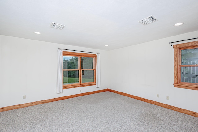902 S Cedar Grove Blvd, Columbia, MO 65201 - empty room with carpet flooring and recessed lighting
