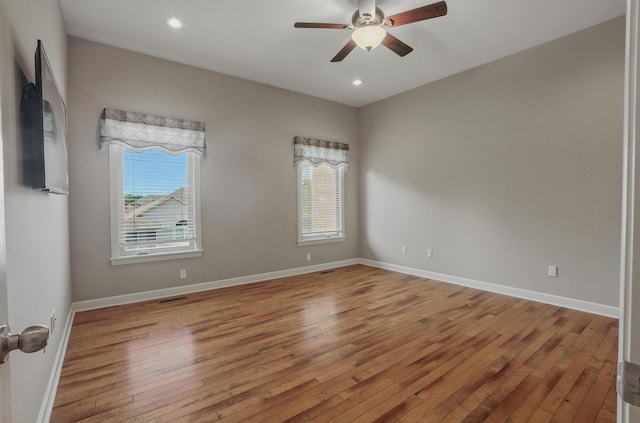 3904 Ivanhoe Blvd, Columbia, MO 65203 - empty room featuring hardwood / wood-style flooring, ceiling fan, and recessed lighting