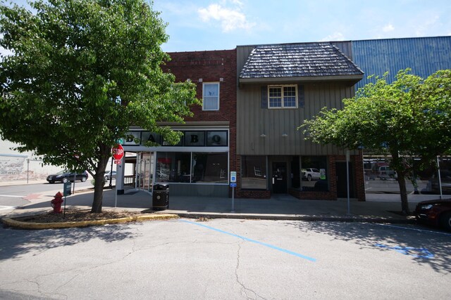 400 W Reed St, Moberly, MO 65270 - photo 42