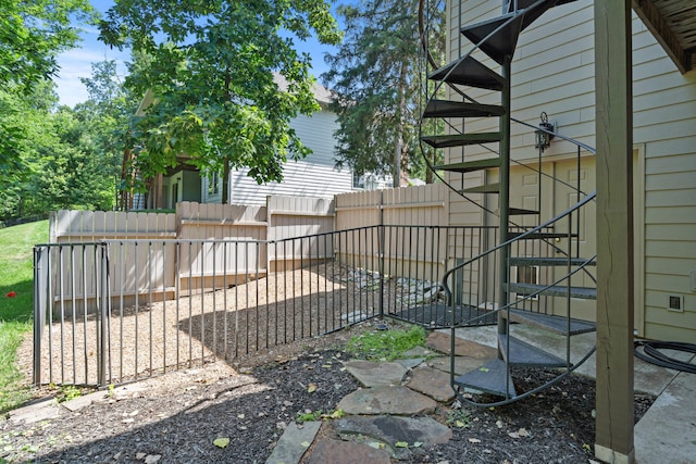 5809 Morning Star Ct, Columbia, MO 65203 - view of yard
