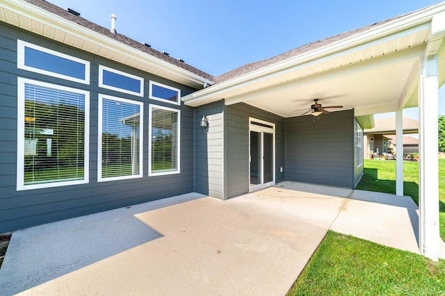 1915 Muirfield Dr, Columbia, MO 65203 - view of patio featuring a ceiling fan