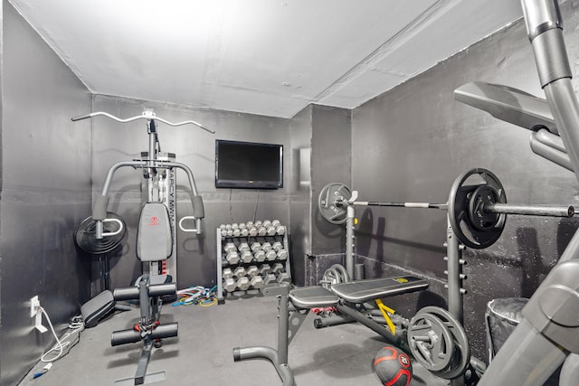 5106 Hatteras Dr, Columbia, MO 65202 - view of workout room