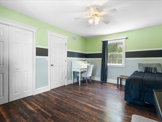205 Johnson Ct, Ashland, MO 65010 - bedroom with wood finished floors and a ceiling fan