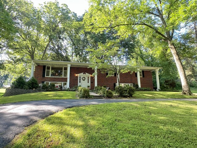 1600 Jefferson Dr, Boonville, MO 65233 - photo 2