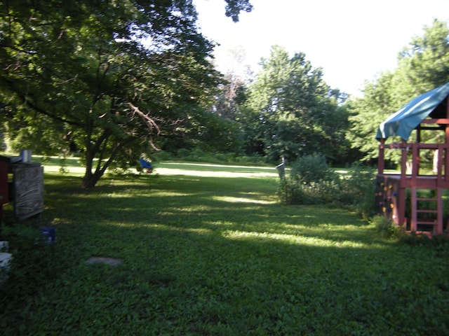 202 W Canada St, Sturgeon, MO 65284 - photo 6