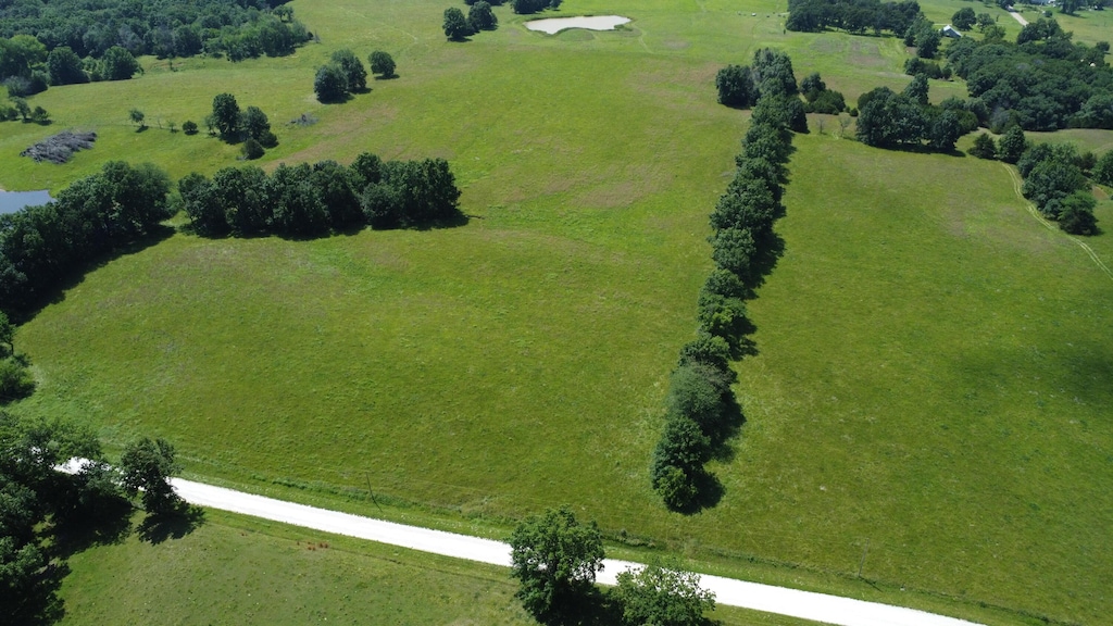Mineral Pl, Macon, MO 63552