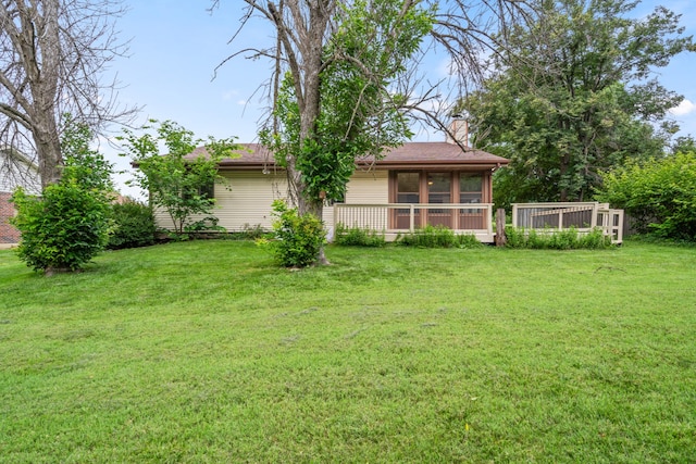 2002 Chapel Hill Rd, Columbia, MO 65203 - view of green lawn featuring a sunroom