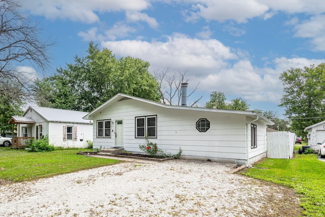 610 S Green St, Centralia, MO 65240 - photo 3