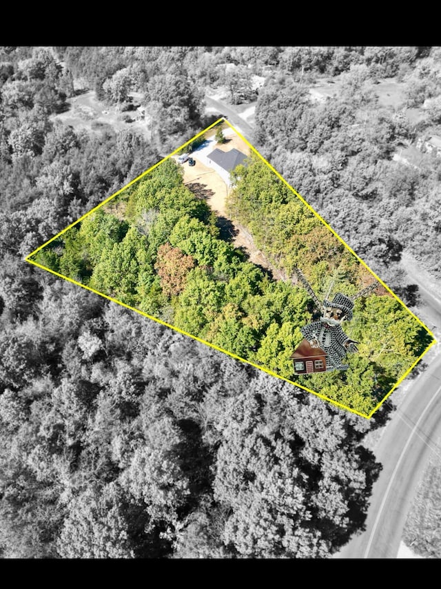 1680 W Fenton Rd, Columbia, MO 65202 - aerial view of property and surrounding area featuring property parcel outlined
