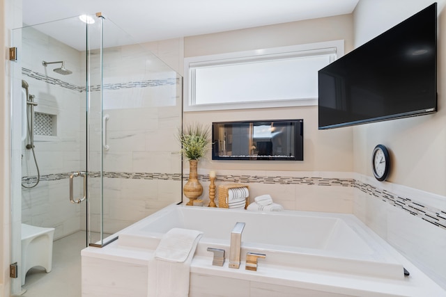 1107 Marcassin Dr, Columbia, MO 65201 - full bath featuring a bath and a shower stall
