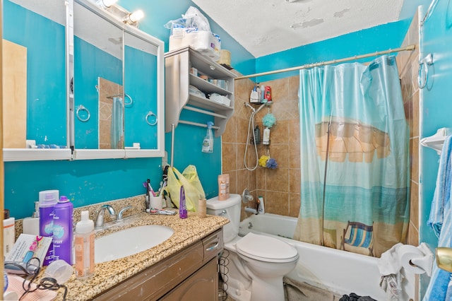 3601 W Hilltop Dr, Columbia, MO 65203 - bathroom featuring vanity, shower / bath combo, and a textured ceiling