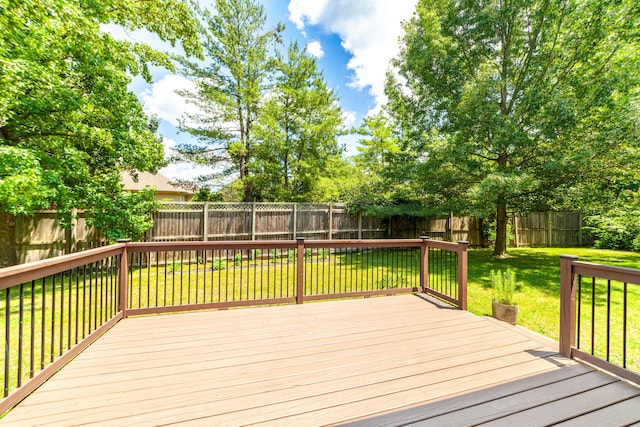 3112 Crestwood Ln, Columbia, MO 65203 - deck with a fenced backyard