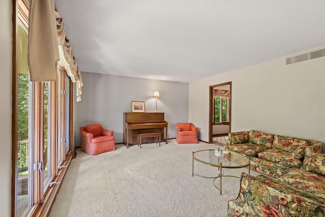 3707 Woodridge Ct, Columbia, MO 65201 - view of carpeted living area
