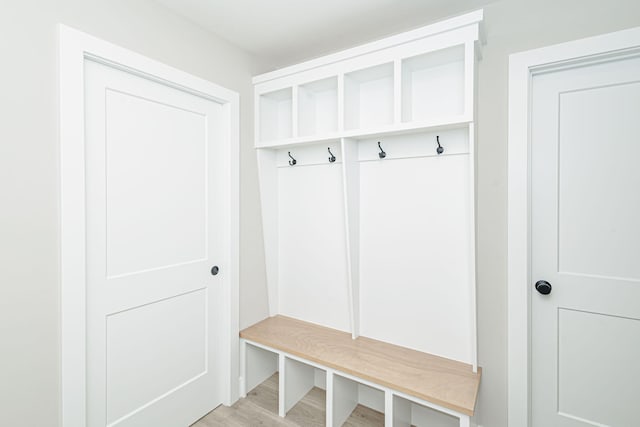 4512 Chambers Bay Dr, Columbia, MO 65201 - mudroom featuring light wood-style floors