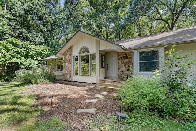 7105 W River Oaks Rd, Columbia, MO 65203