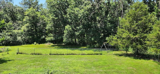 7951 N Marigold Ct, Columbia, MO 65202 - view of yard