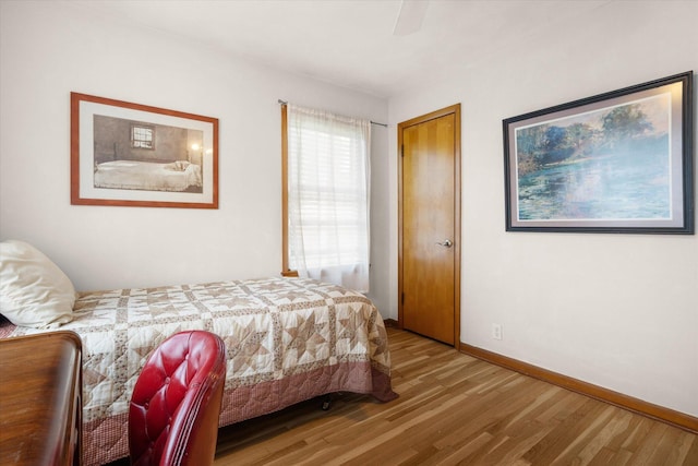 201 Ruby Ln, Columbia, MO 65203 - bedroom with wood finished floors and ceiling fan