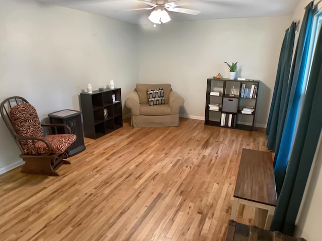 113 E El Cortez Dr, Columbia, MO 65203 - sitting room featuring light wood finished floors and ceiling fan