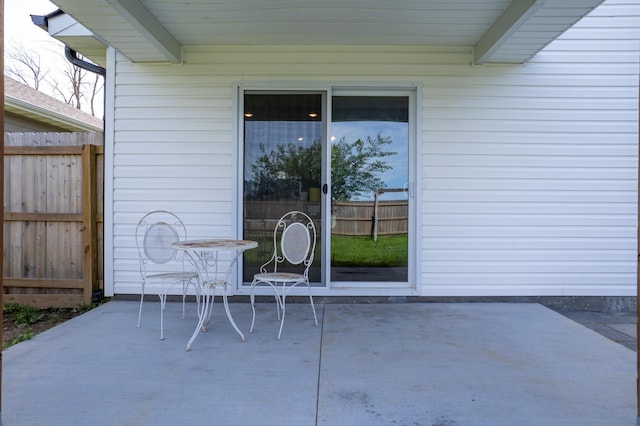 717 S Central St, Centralia, MO 65240 - view of patio