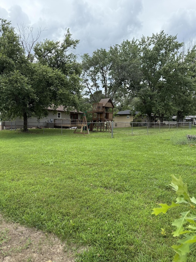 2220 N Lakeland Dr, Columbia, MO 65202 - view of yard featuring a playground