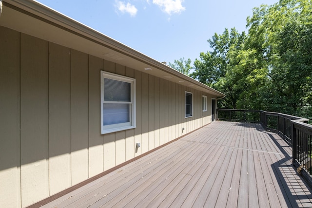 6303 S Old Village Rd, Columbia, MO 65203 - view of deck