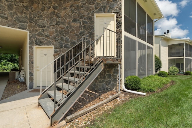 706 Park Deville Pl, Columbia, MO 65203 - view of stairway