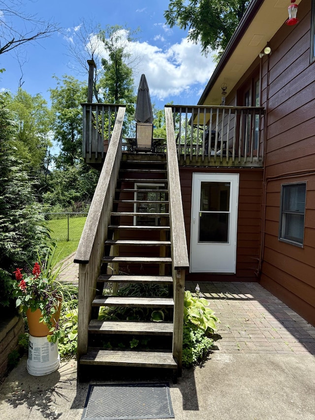 1620 S Berkley Dr, Columbia, MO 65201 - view of staircase