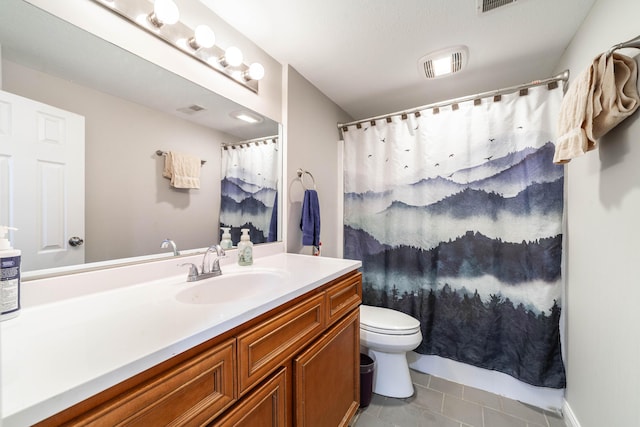 1601 Parklawn Ct, Columbia, MO 65202 - full bath featuring vanity, tile patterned flooring, and a shower with curtain
