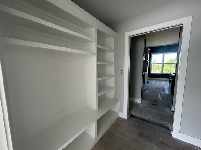 913 Spyglass Ct, Columbia, MO 65201 - mudroom featuring dark wood finished floors
