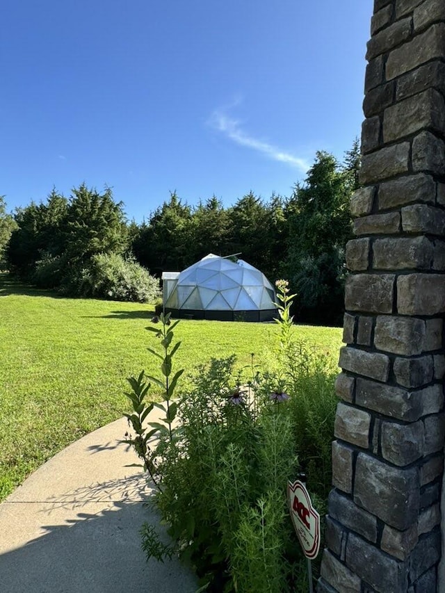 7930 S Ginn Ln, Columbia, MO 65201 - view of grassy yard