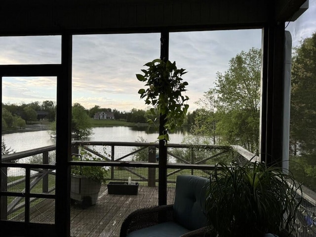 7930 S Ginn Ln, Columbia, MO 65201 - sunroom / solarium featuring a water view