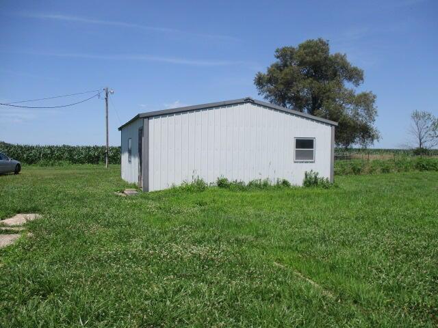 17750 N Rte Z, Centralia, MO 65240 - view of outbuilding