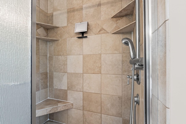 450 W Covered Bridge Rd, Columbia, MO 65203 - bathroom view of tiled shower
