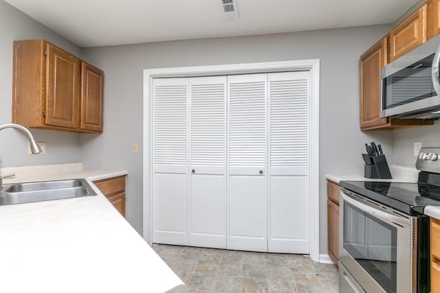 2403 Park Deville Pl, Columbia, MO 65203 - photo 9