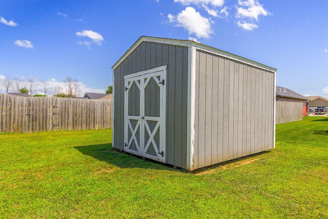 925 Kelli Ct, Centralia, MO 65240 - view of shed