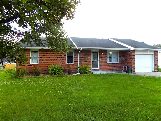 1008 Fairview St, Centralia, MO 65240 - ranch-style house featuring a garage, brick siding, a front yard, and a shingled roof
