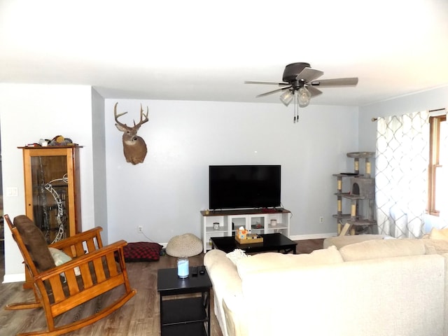 1008 Fairview St, Centralia, MO 65240 - living room featuring ceiling fan and wood finished floors