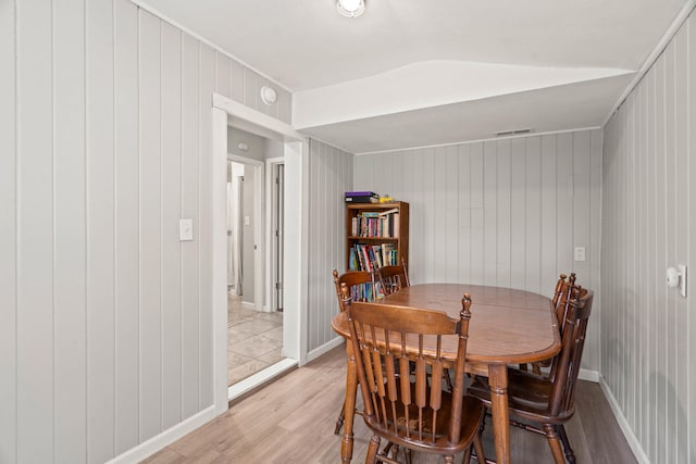 442 S Jenkins St, Centralia, MO 65240
