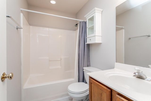 1703 Osage Dr, Columbia, MO 65202 - full bathroom featuring vanity, shower / bathtub combination with curtain, and recessed lighting