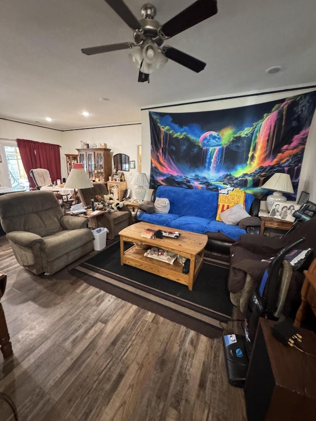 200 W Lakeview Ave, Centralia, MO 65240 - living area featuring wood finished floors, ceiling fan, and recessed lighting
