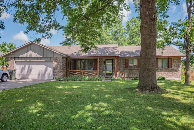 713 Homestead Dr, Moberly, MO 65270 - photo 1